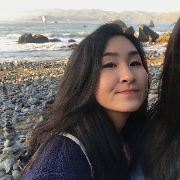 Meet your Posher, Tiffany - Picture 1 of 1